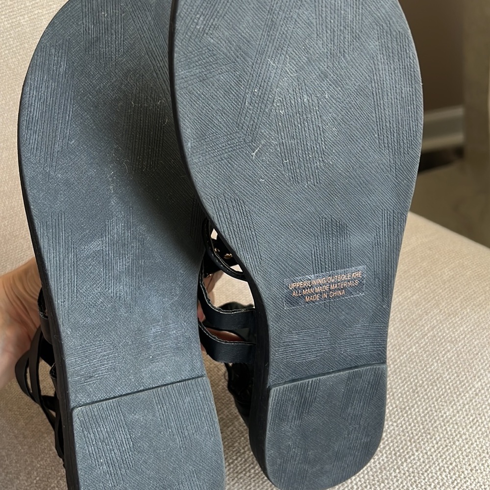 Extreme Sandals - Picture 4 of 6